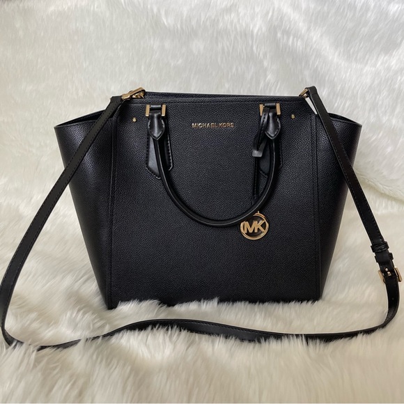 MICHAEL Michael Kors Handbags - Michael Kors Hayes Tote
